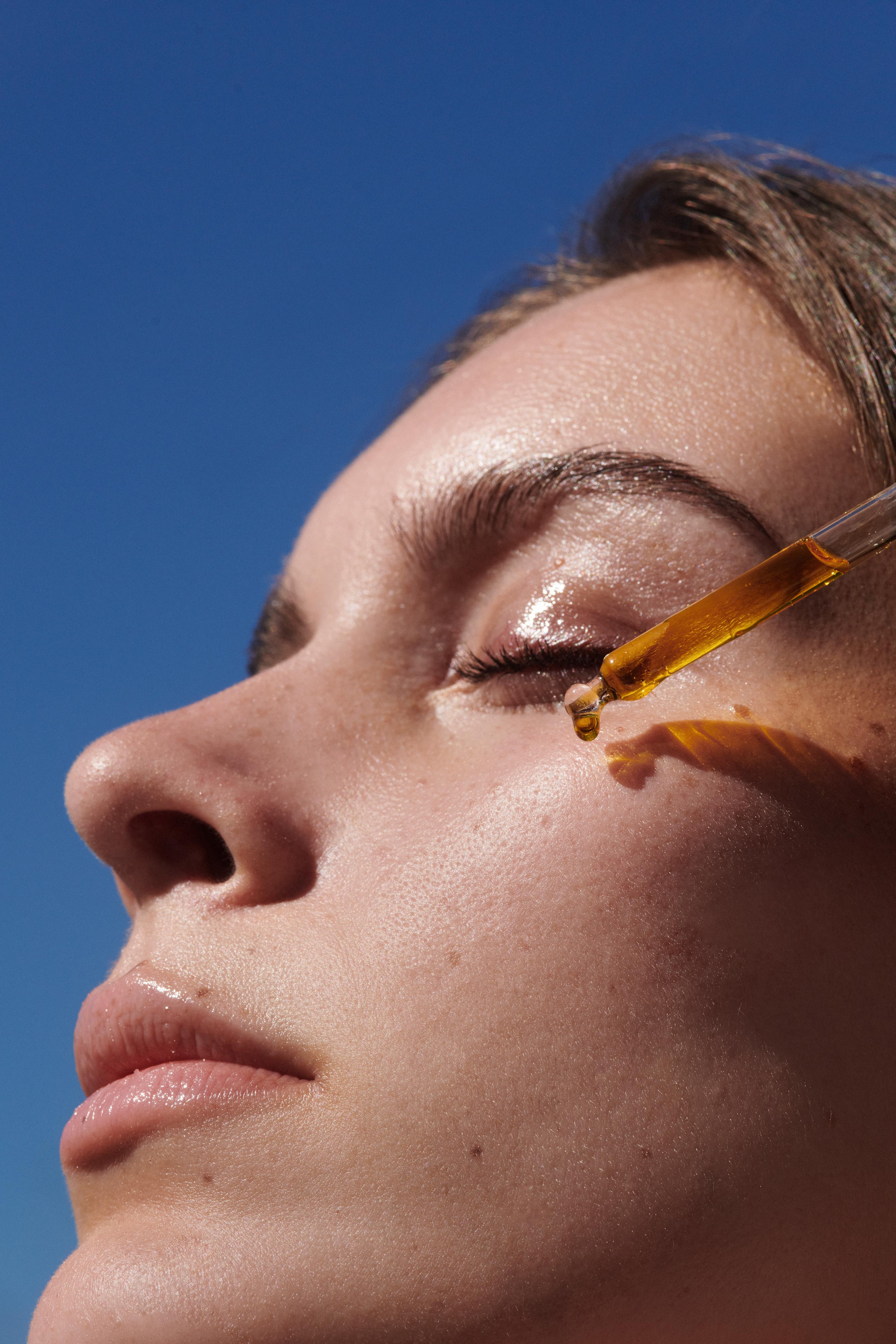 ABHATI SUISSE - Facial