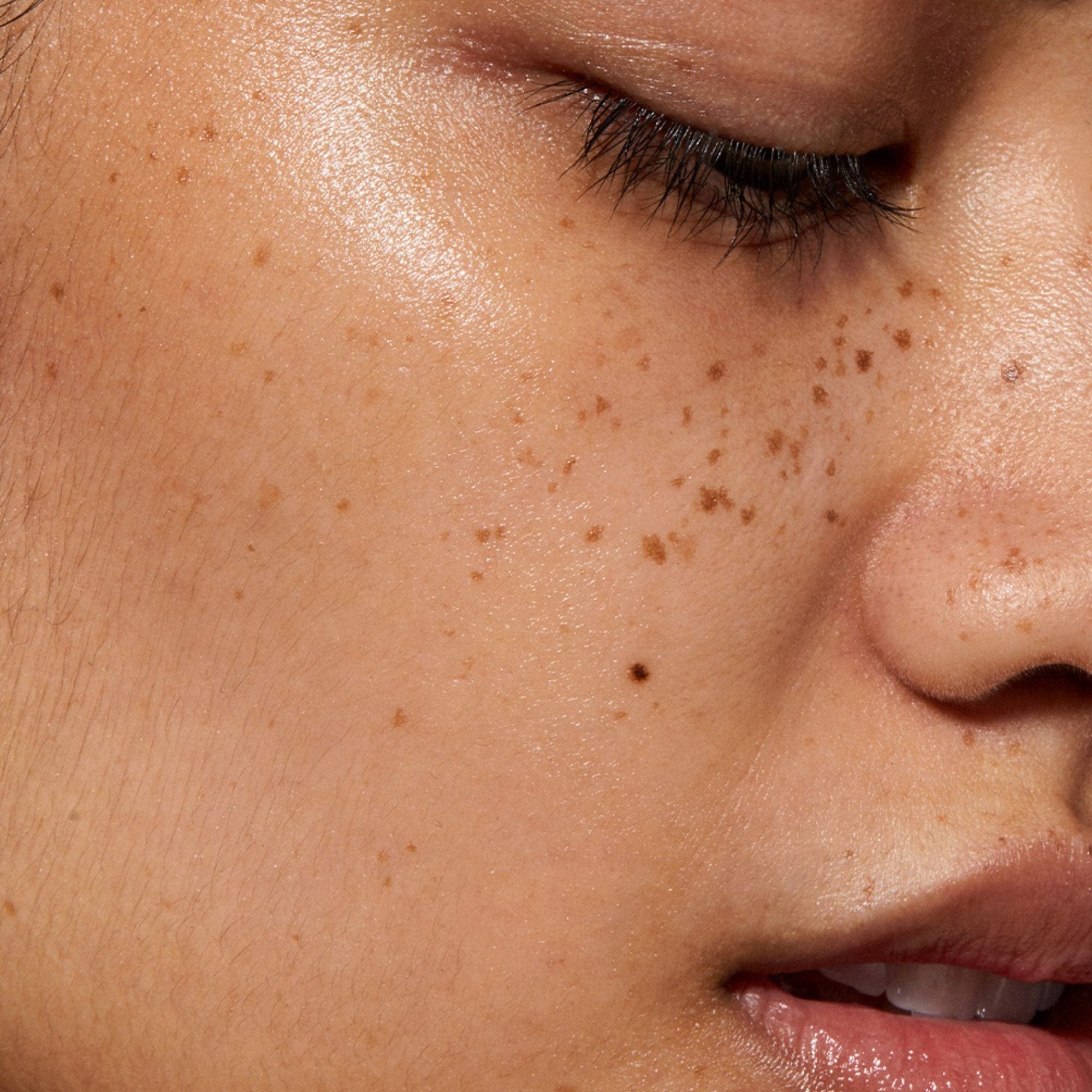 Gentle Buffing Gelée Omorovicza Limpiador exfoliante - ABANUC