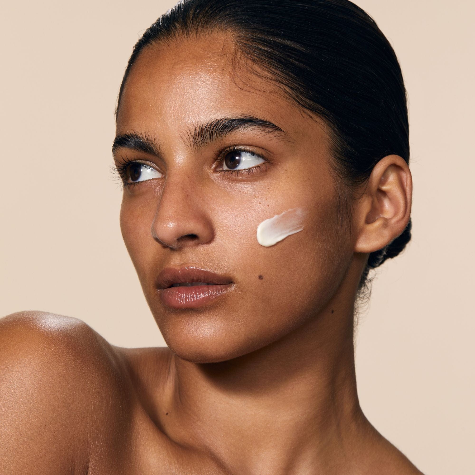 Cushioning Day Cream Omorovicza Crema facial - ABANUC