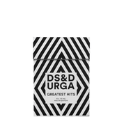 Caja cerrada del set de muestras D.S. & Durga Greatest Hits, con diseño geométrico en blanco y negro y el texto ‘6 x 1.5 mL eau de parfum’ impreso en el frente