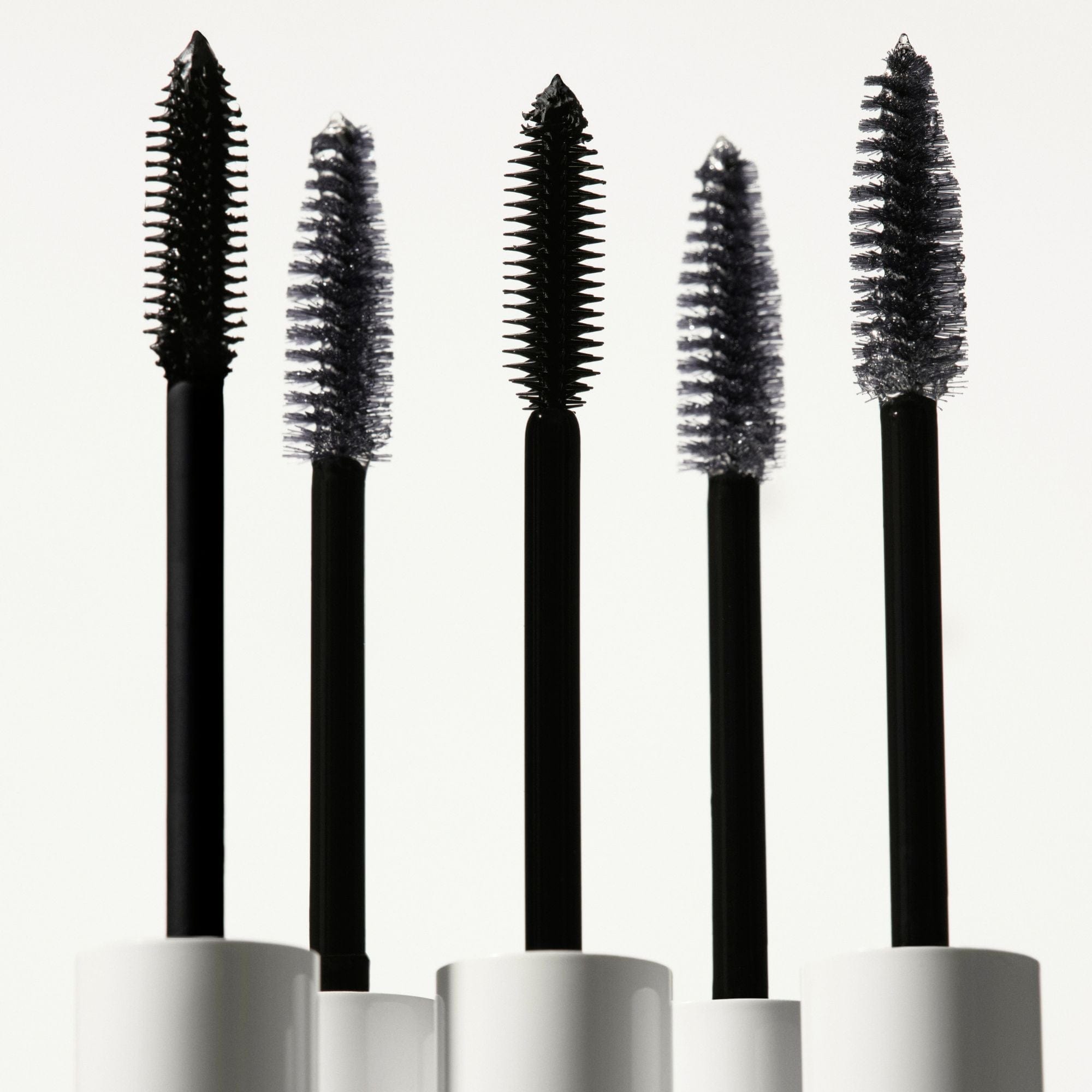 Multiactive Treatment Black Mascara U/1ST Máscara de pestañas - ABANUC