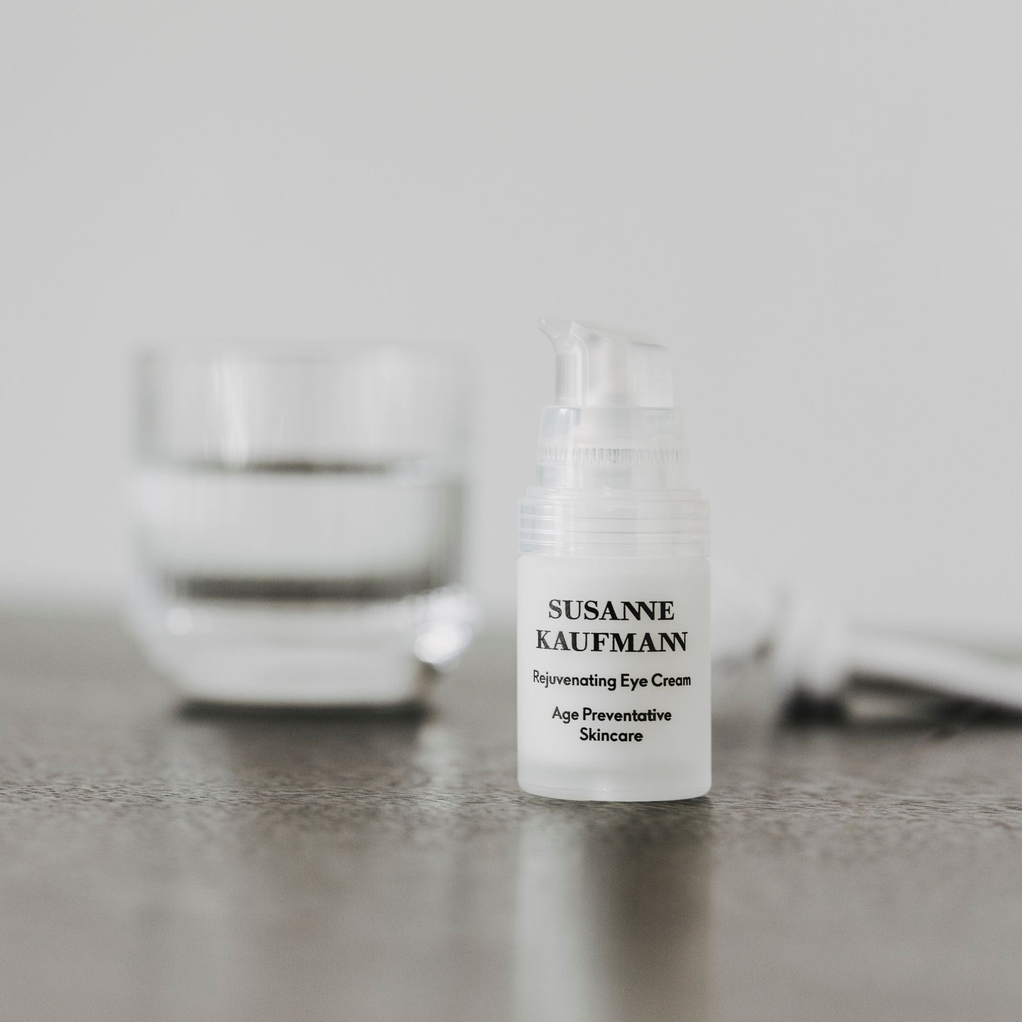 Rejuvenating Eye Cream Susanne Kaufmann Contorno de ojos - ABANUC