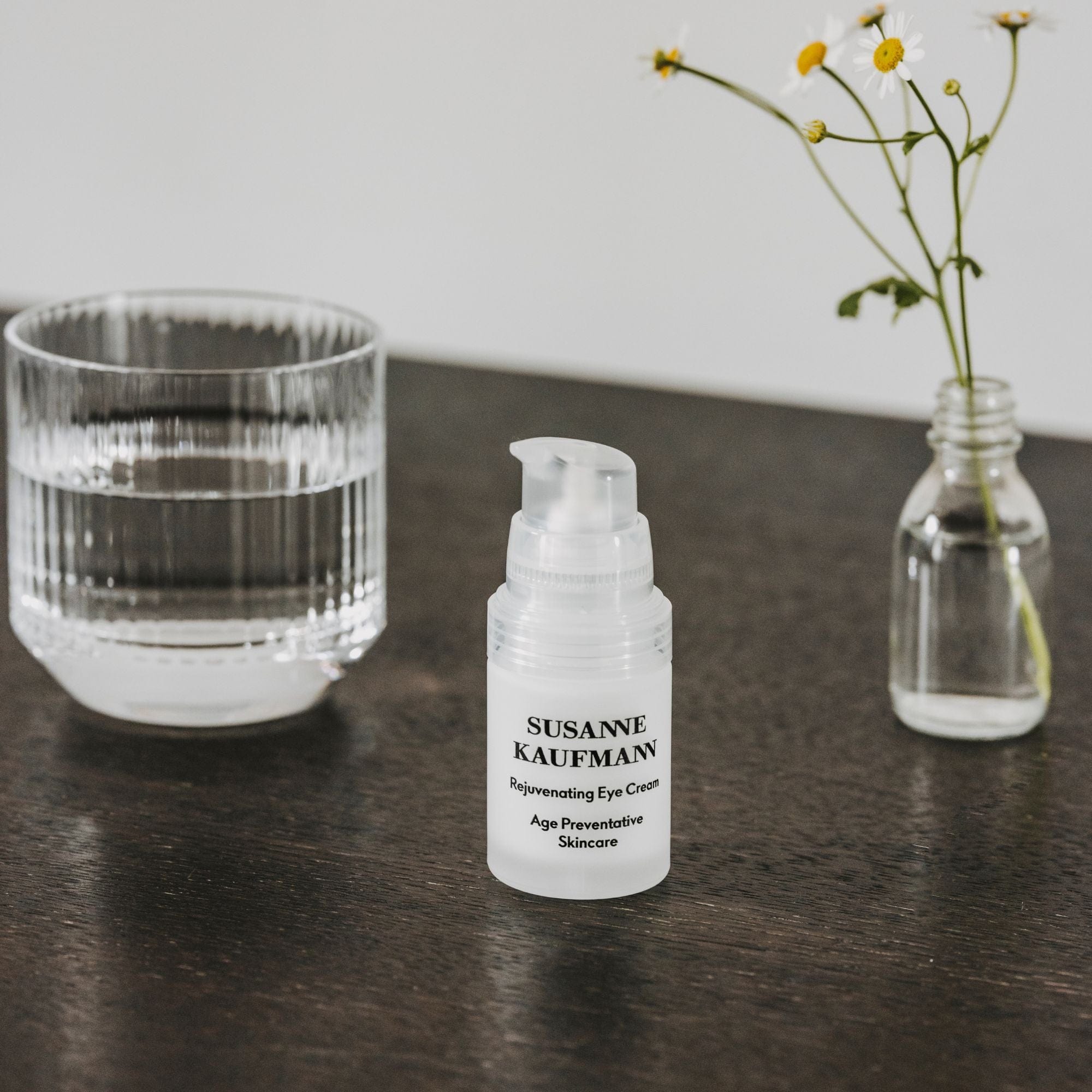 Rejuvenating Eye Cream Susanne Kaufmann Contorno de ojos - ABANUC