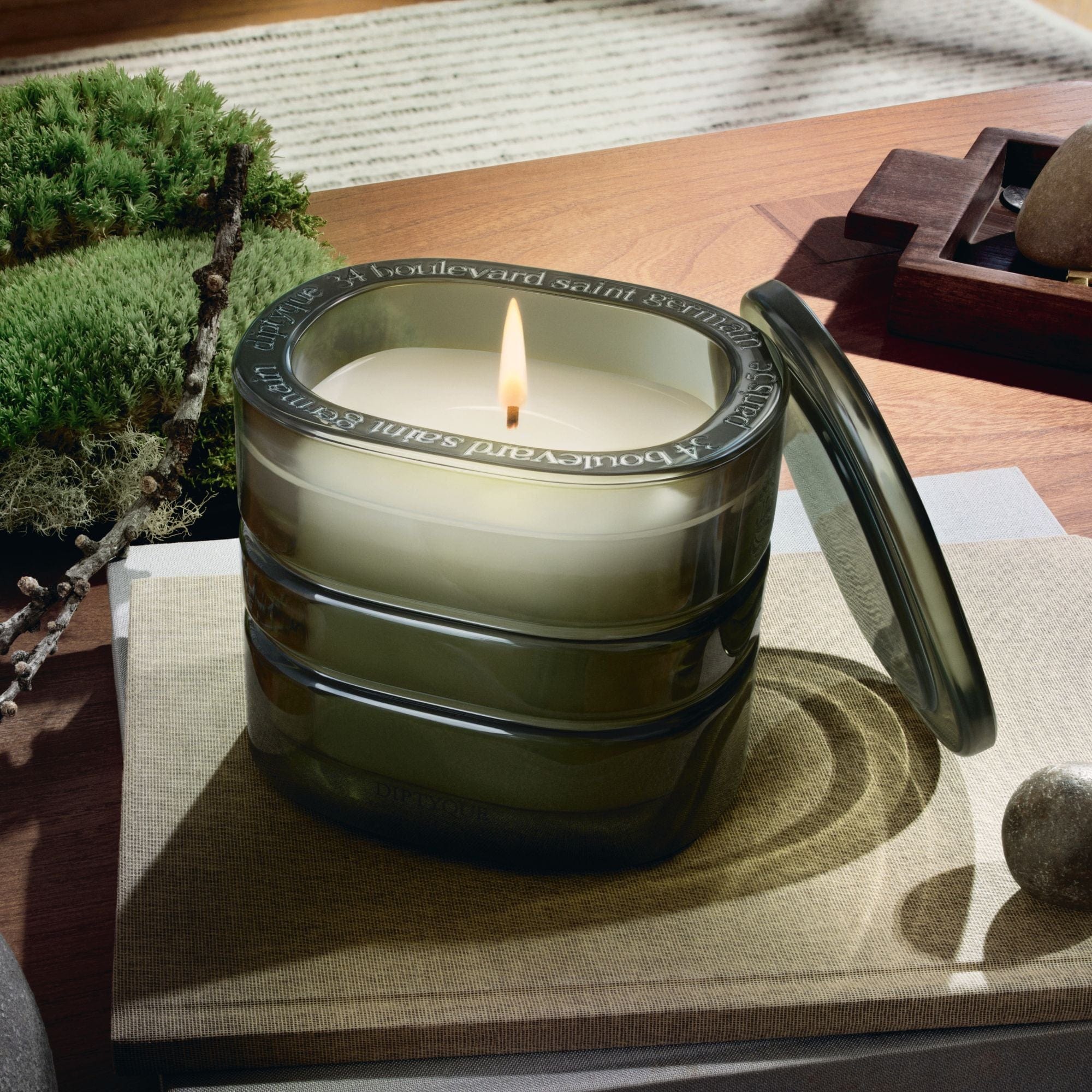 Temple des Mousses Diptyque Vela perfumada recargable - ABANUC