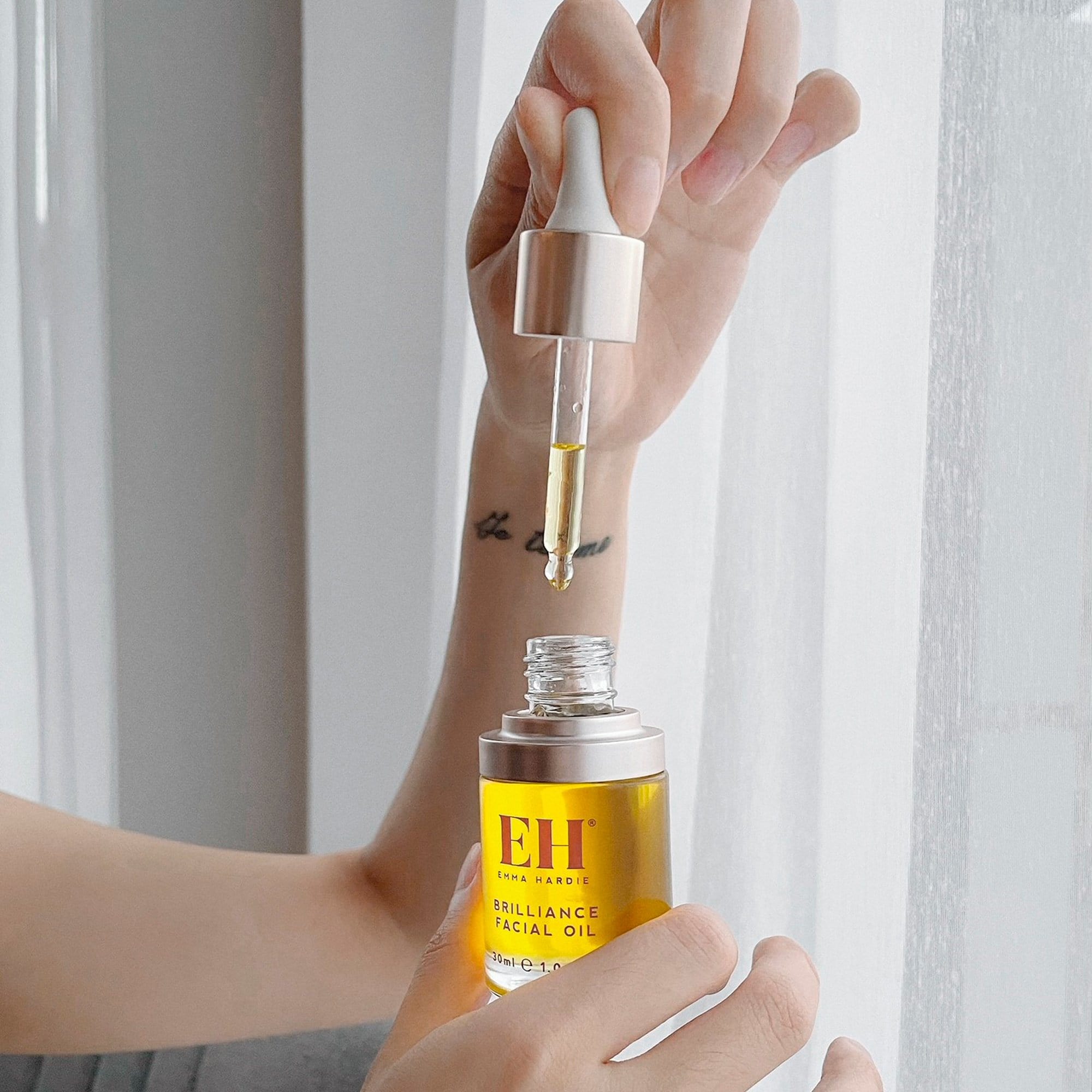 Brilliance Face Oil Emma Hardie Aceite Facial - ABANUC