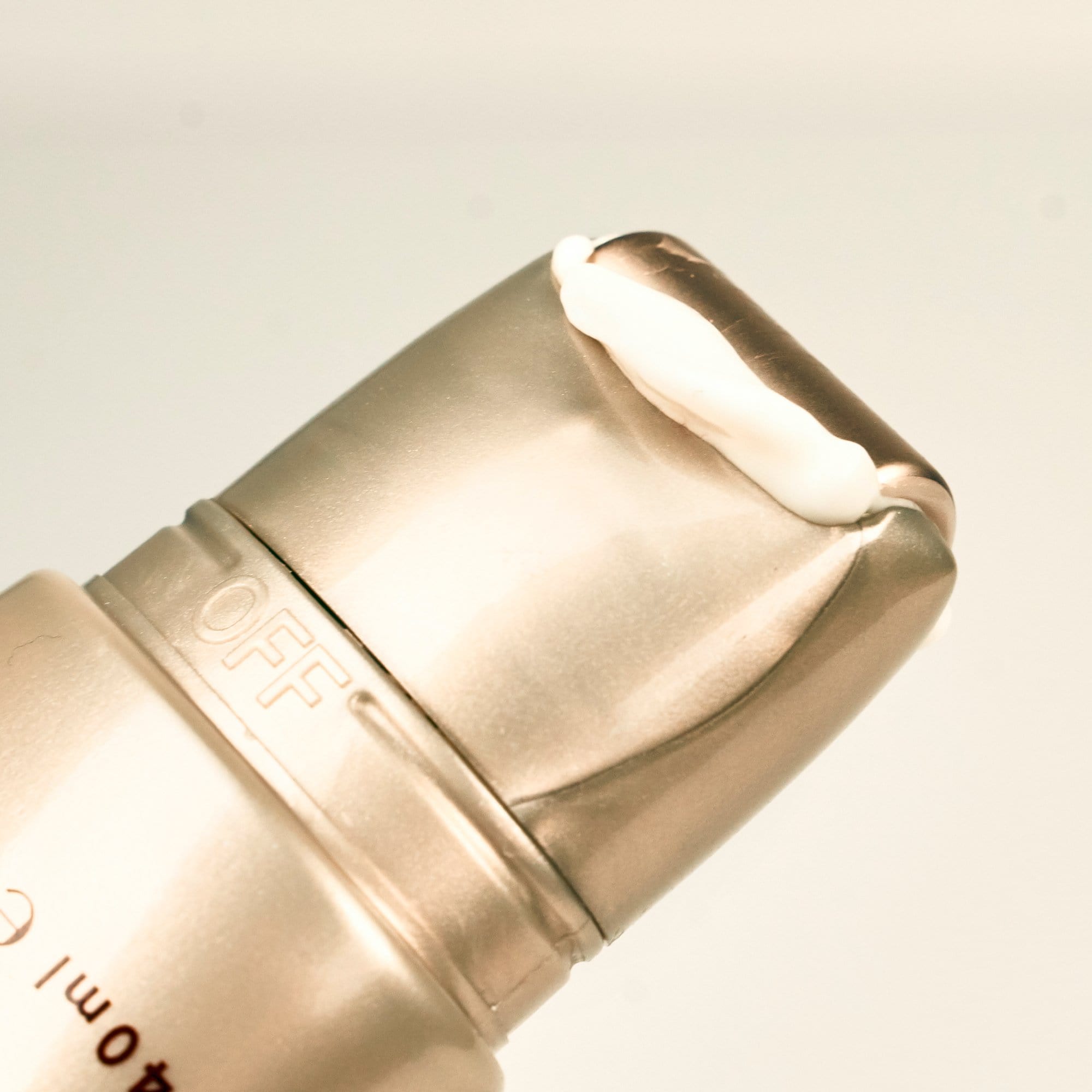 Lift & Sculpt Firming Neck Treatment Emma Hardie Tratamiento antiedad para cuello - ABANUC