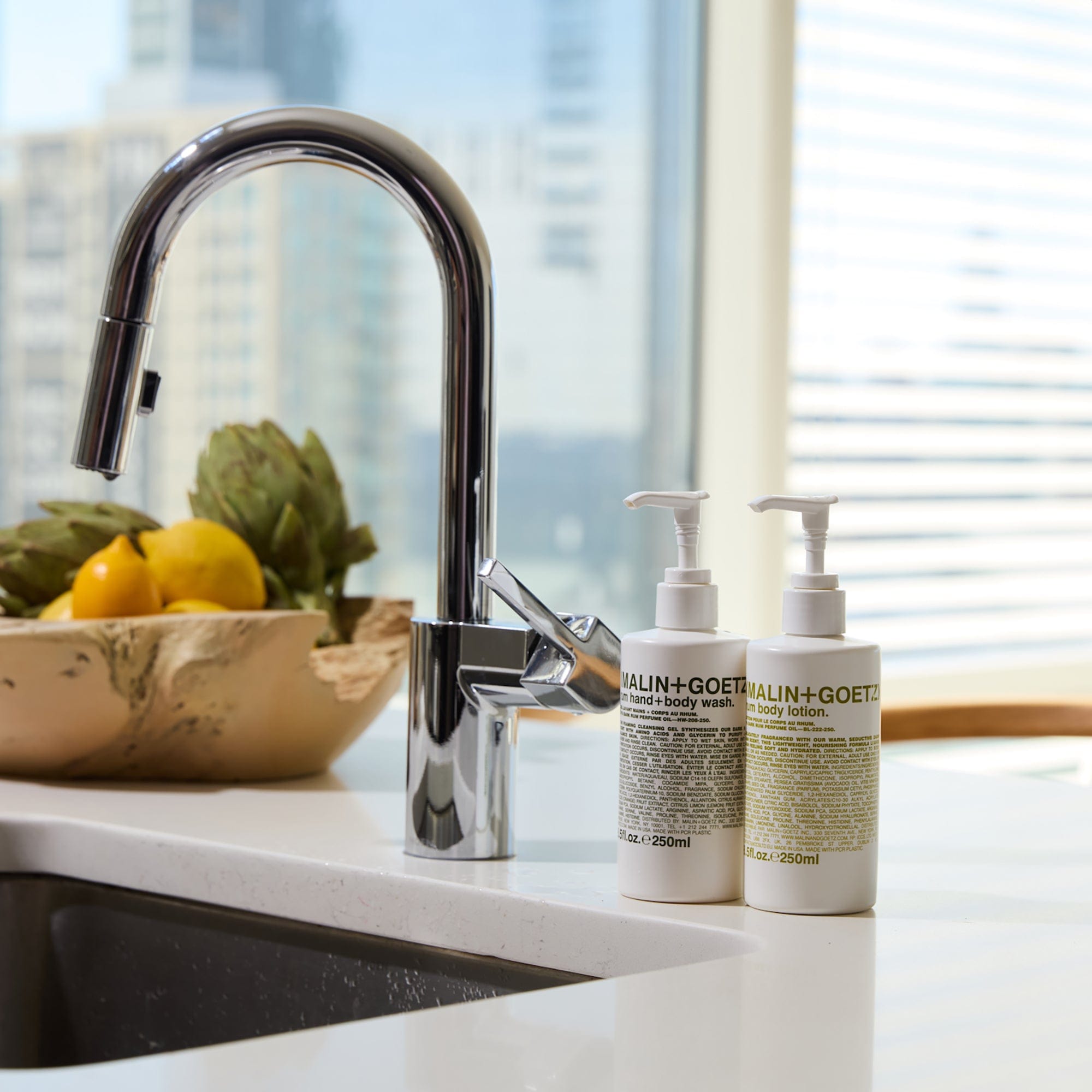 Rum Hand and Body Wash MALIN+GOETZ Jabón de ron para manos y cuerpo