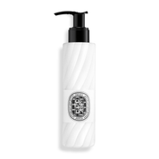 Diptyque Orphéon Loción Corporal 200ml hidrata y perfuma con mandarina verde, enebro y cedro. Extiende la fragancia en la piel.