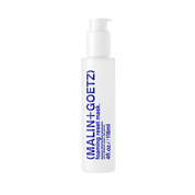 Foaming Reset Mask de MALIN+GOETZ: mascarilla espumosa de 5 minutos con vitamina C, ácido ferúlico y arcilla que purifica, hidrata e ilumina la piel.