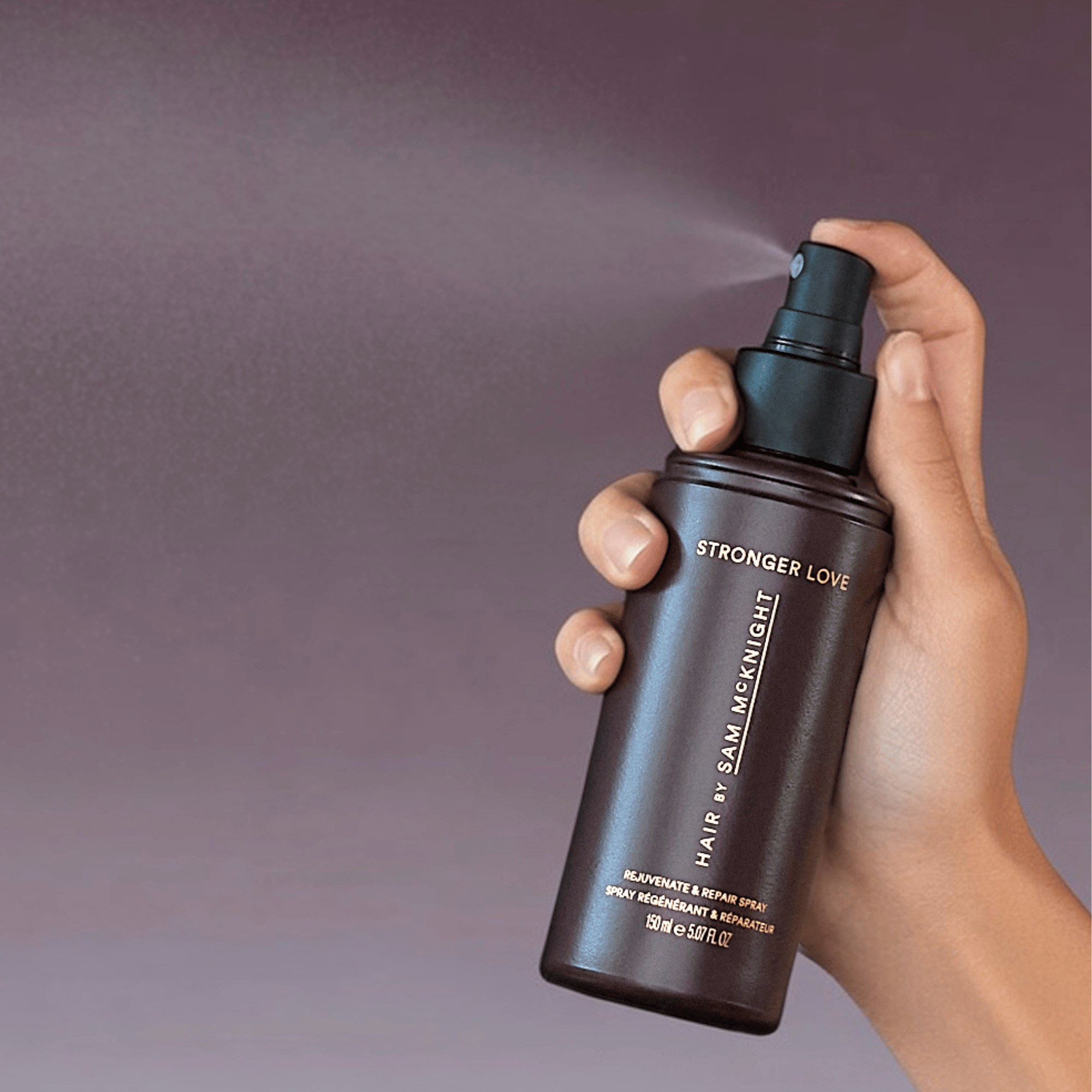 Hair by Sam McKnight Stronger Love Rejuvenate & Repair Spray tratamiento reparador capilar sin aclarado con tecnología Triple Bond Repair