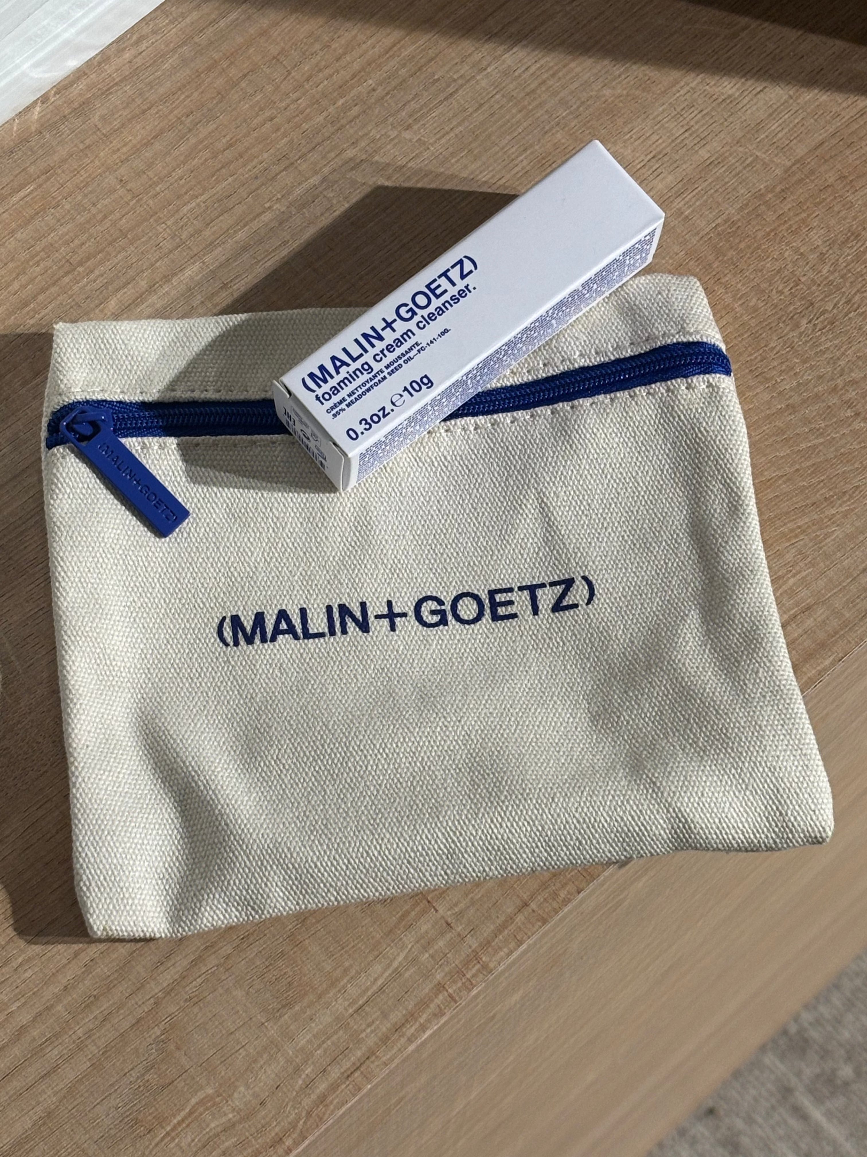 Neceser de MALIN+GOETZ + limpiadora facial