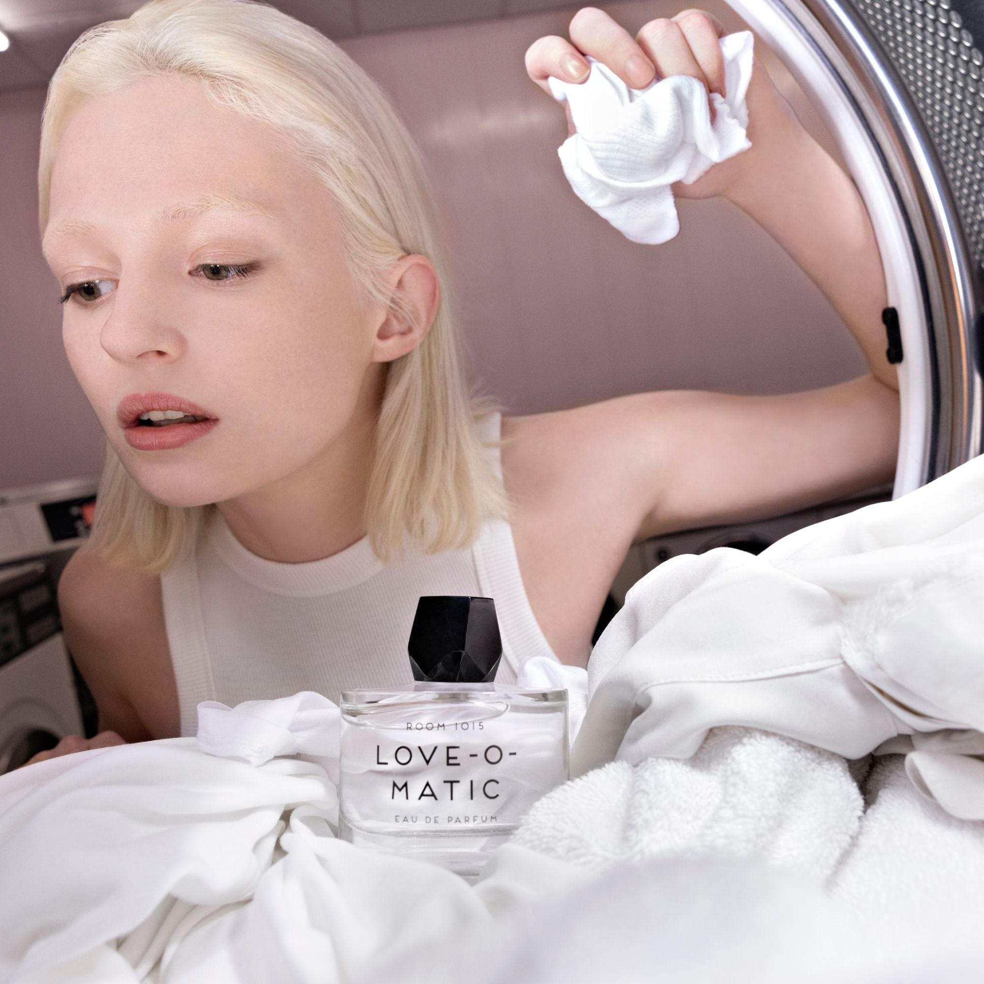 LOVE-O-MATIC ROOM 1015 Eau de parfum - ABANUC