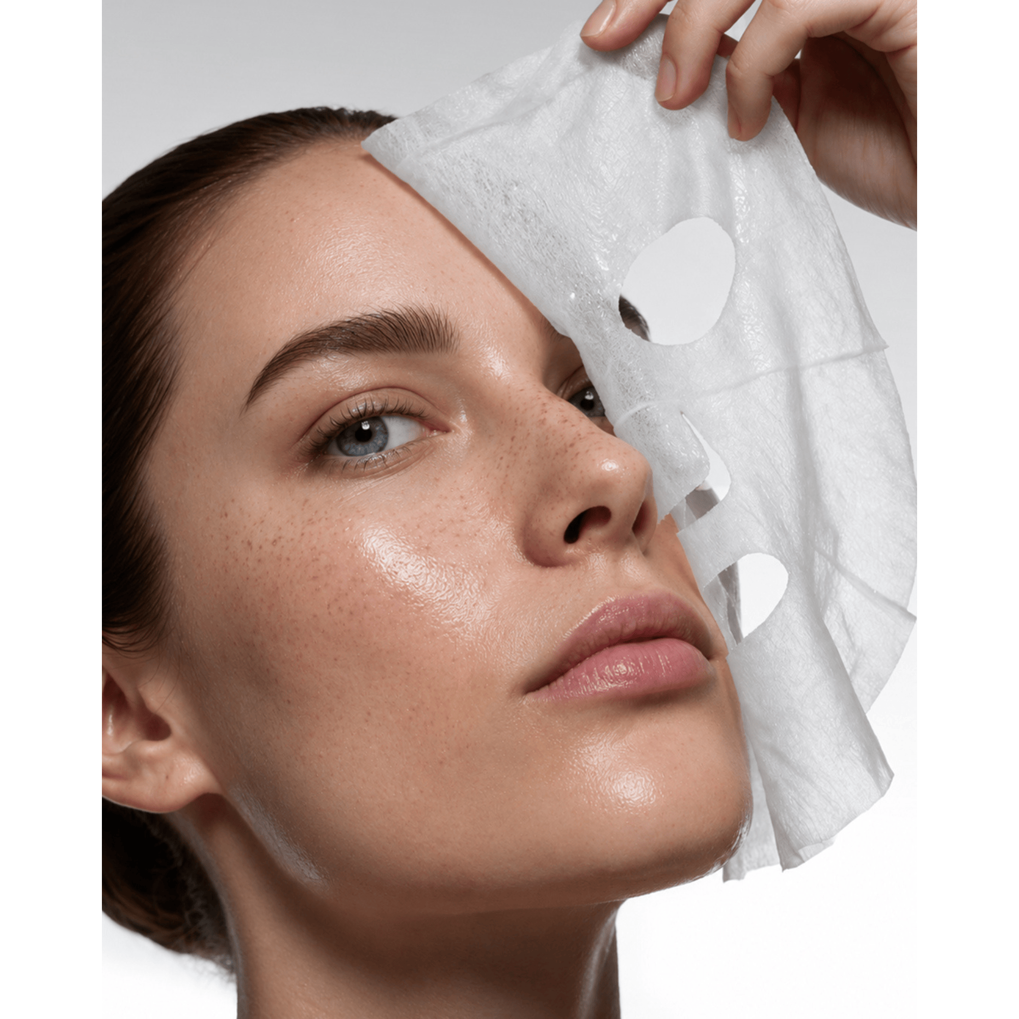 Swiss Perfection RS-28 Rejuvenation Mask caja de 4 mascarillas faciales de celulosa con IRISA Exosome y colágeno marino de 23 ml cada una
