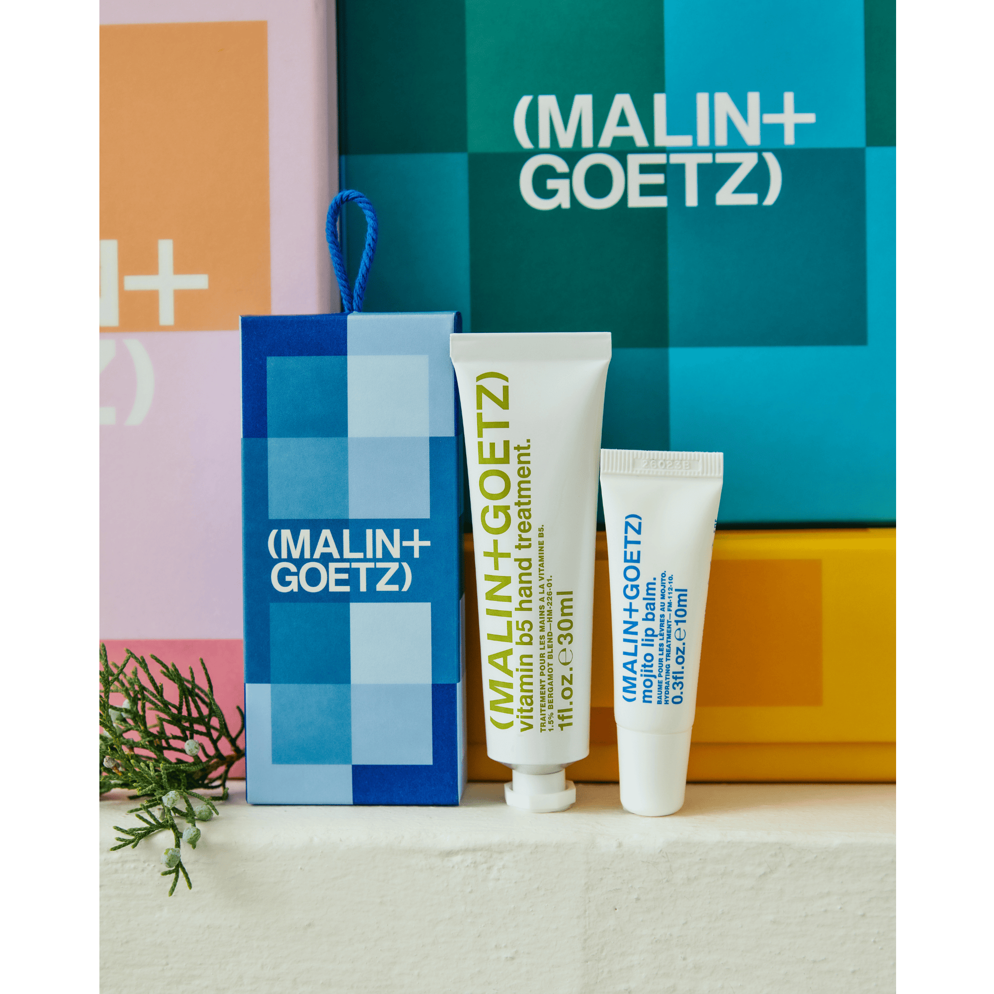 MALIN+GOETZ In Good Hands Set edición limitada con Vitamin B5 Hand Treatment de 30 ml y Mojito Lip Balm de 9 g
