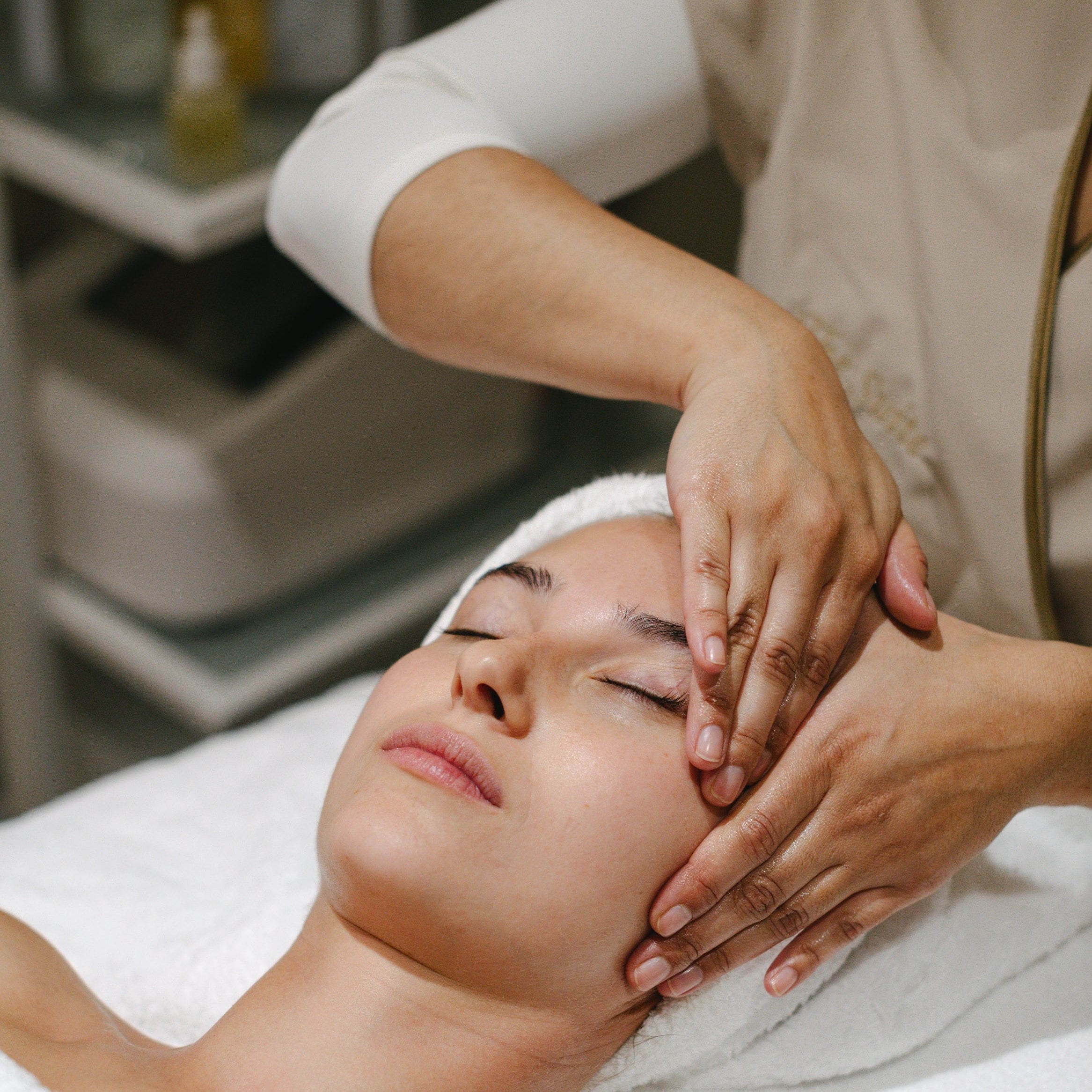 The Pore Perfection Solution – Tratamiento purificante y equilibrante 50’ | The Suite by Abanuc